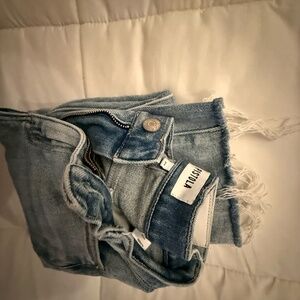 PISTOLA MID-RISE BOWED STRAIGHT JEANS